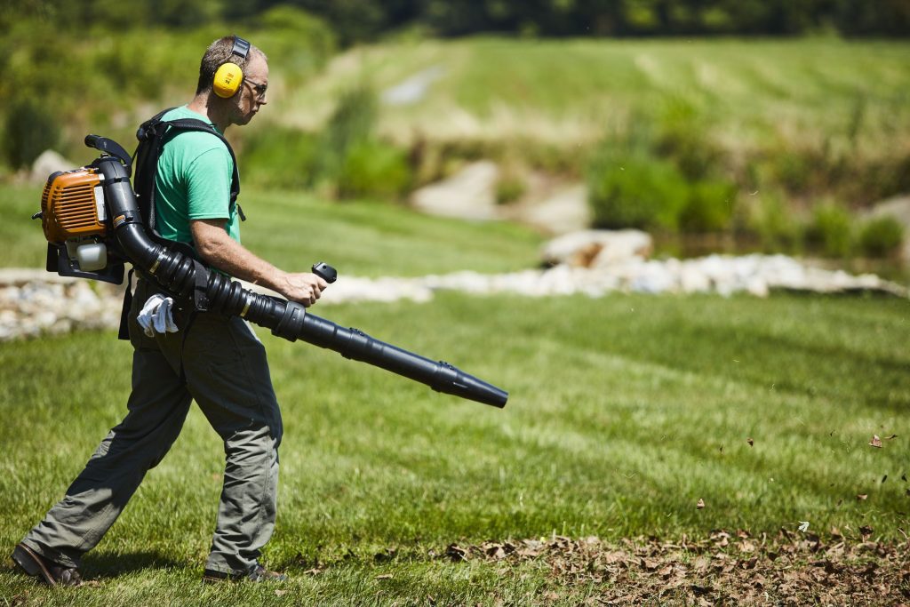 What Is The Best Leaf Blower For Large Yards?