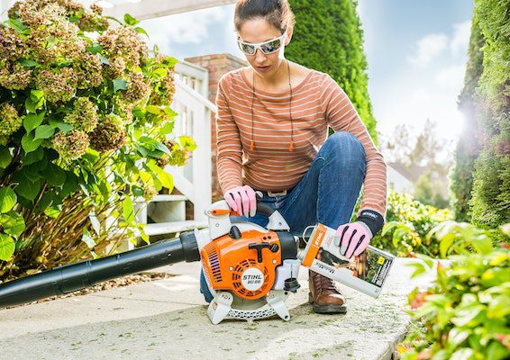 What Safety Precautions Should You Take When Using A Leaf Blower?