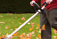 how do leaf blowers work to efficiently move leaves